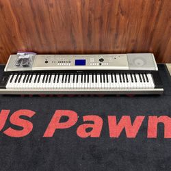 Yamaha Electric Keyboard/Piano YPG-535