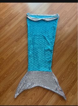 🧜♀️ tail blanket