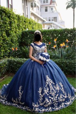 15 dress/ vestido de quinceañera (size M)