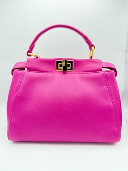Authentic Fendi ISeeU peekaboo  pink