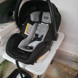 Children's Car Seat 40 Bucks