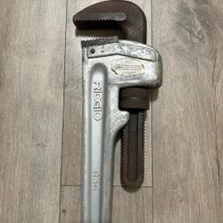 RIDGID 36” Heavy Duty Pipe Wrench – Plumbing Tool / Industrial Wrench