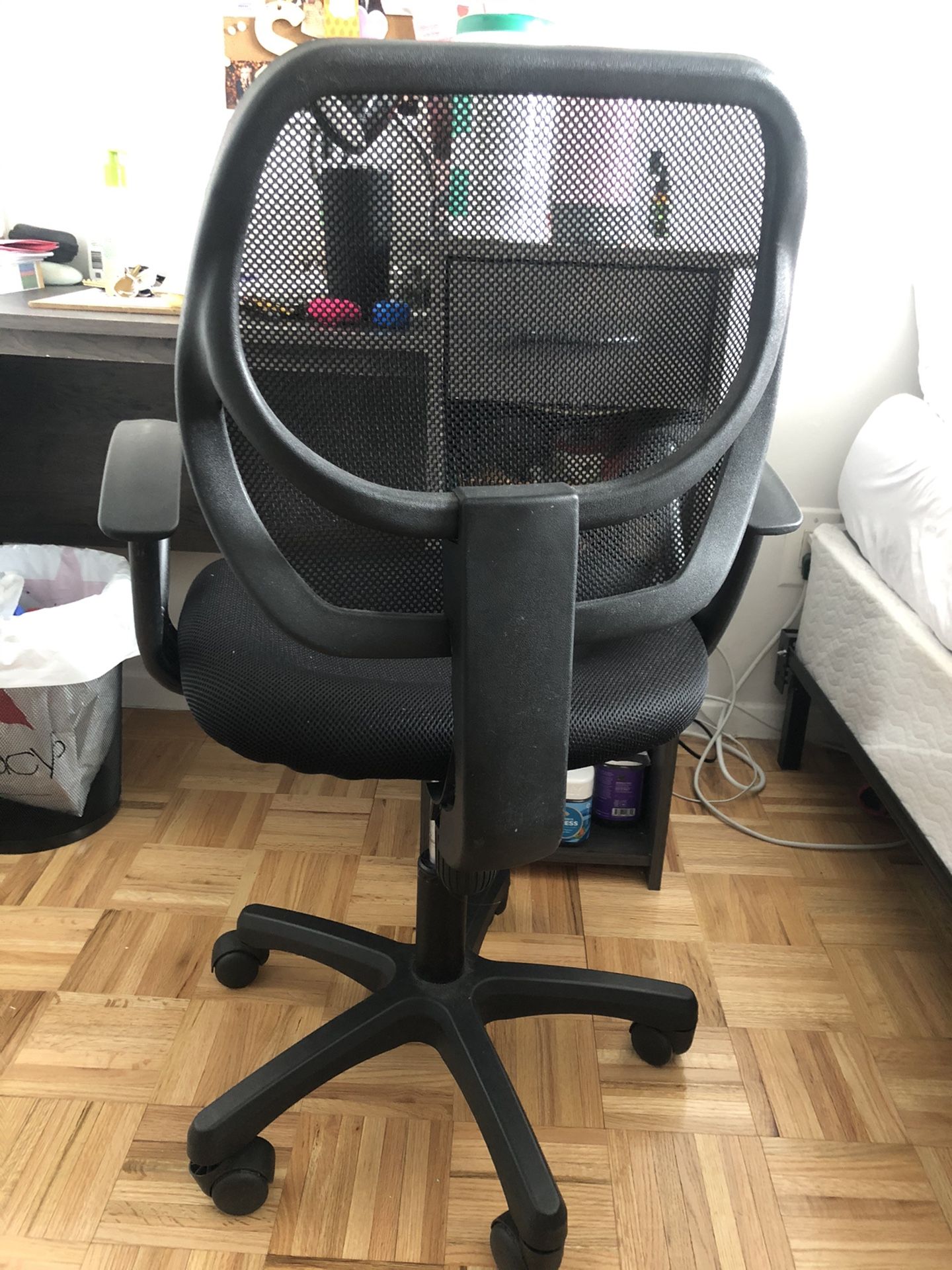 Black Desk Chair