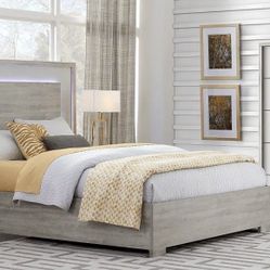 Queen Bedroom Set 4 Pieces 