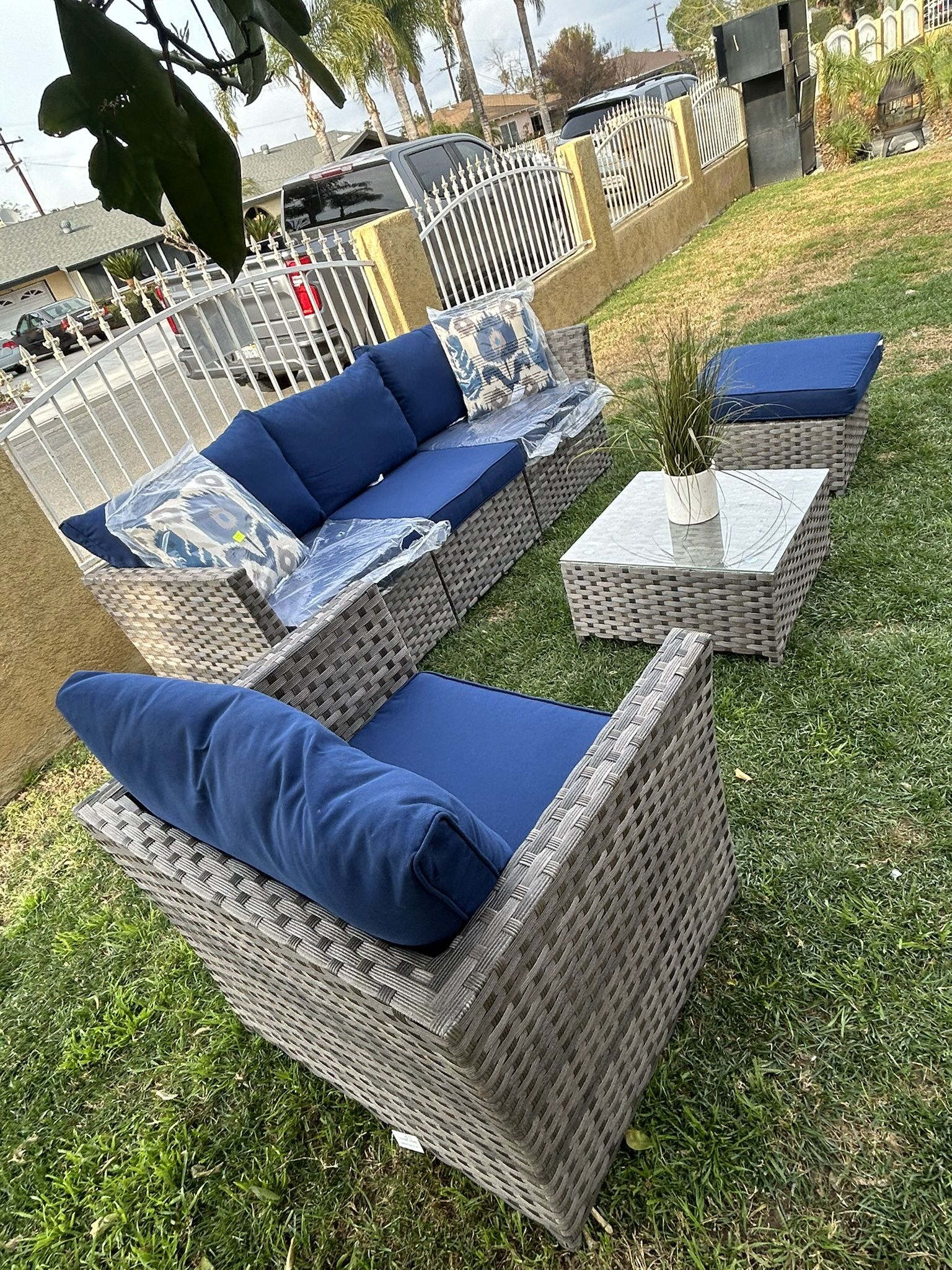 Patio Set Outdoor New In The Box