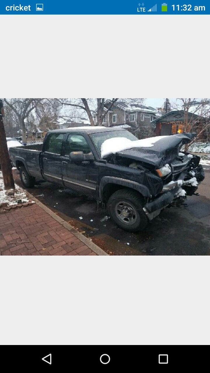 2005 Chevy 2500HD 6.0 4x4 engine/ auto/parts