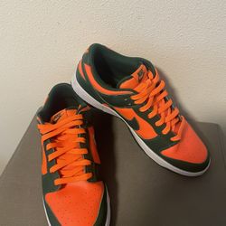 Nike Dunk Low Miami Hurricanes 