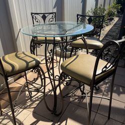 Patio set