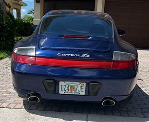 Porsche 911  996  C4S