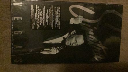 Sinatra Vegas 4 CDs And 1 DVD Sealed