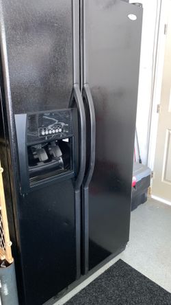 Whirlpool double door refrigerator