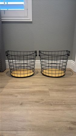 2 Wire Storage Baskets