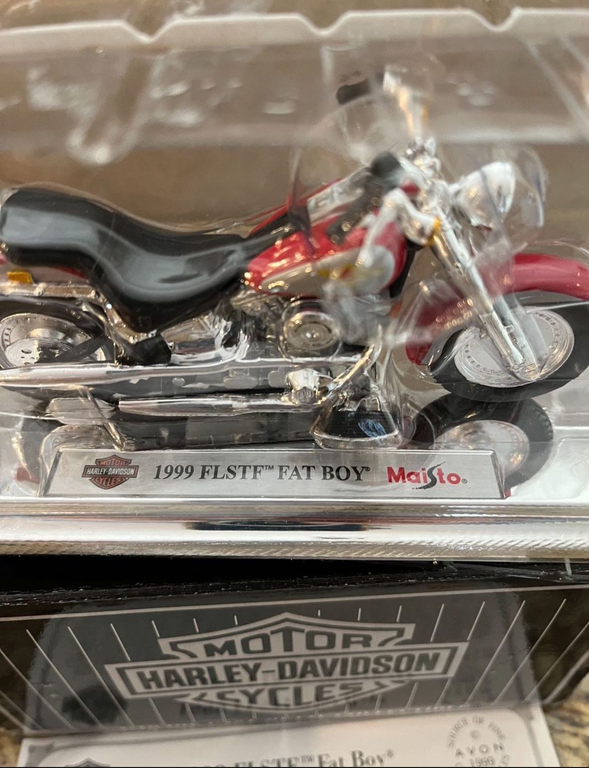 1999 Harley FLSTF “Fat Boy” 1:18 Scale By Maisto