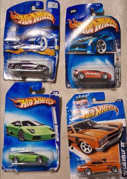 Hot Wheels Die-Cast Cars Lot of 4