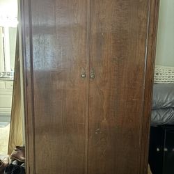 Antique armoire - $120 OBO