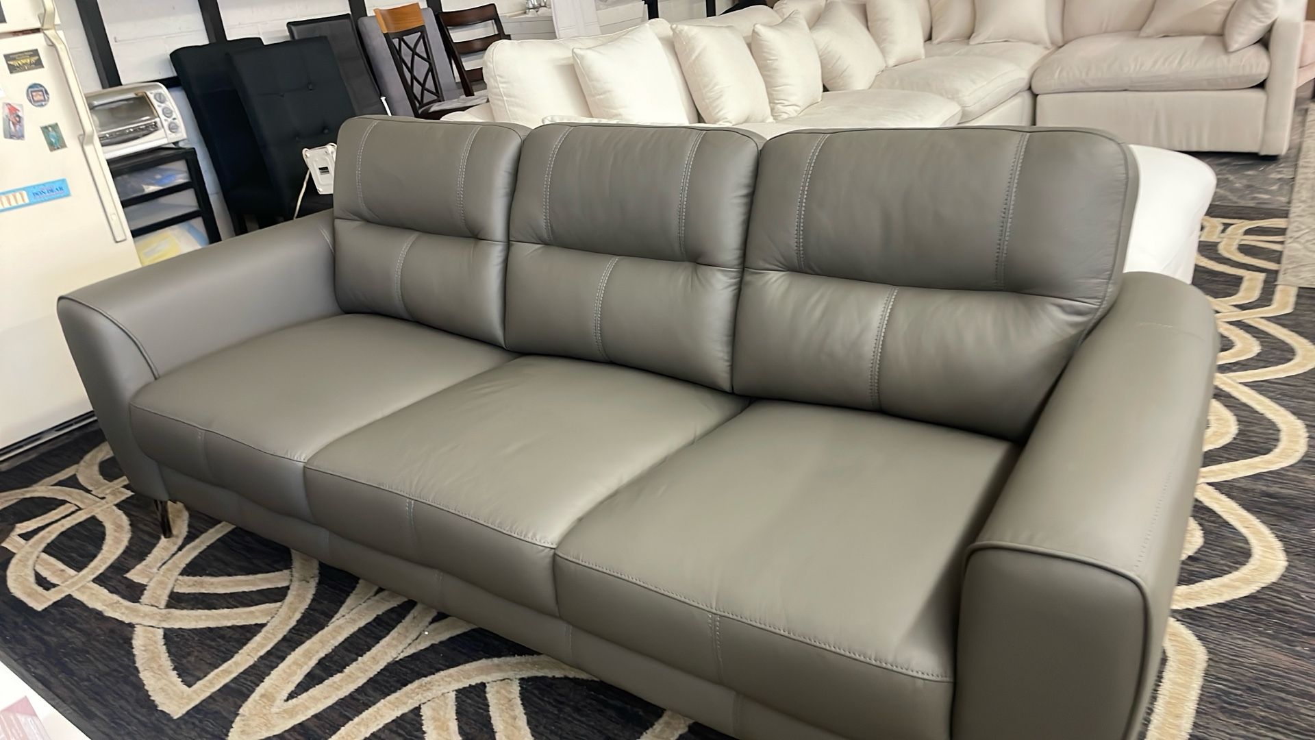 New Top Grain Genuine Leather Couch / Free Delivery