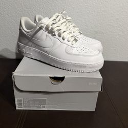 Nike Air Force 1 White size 9.5