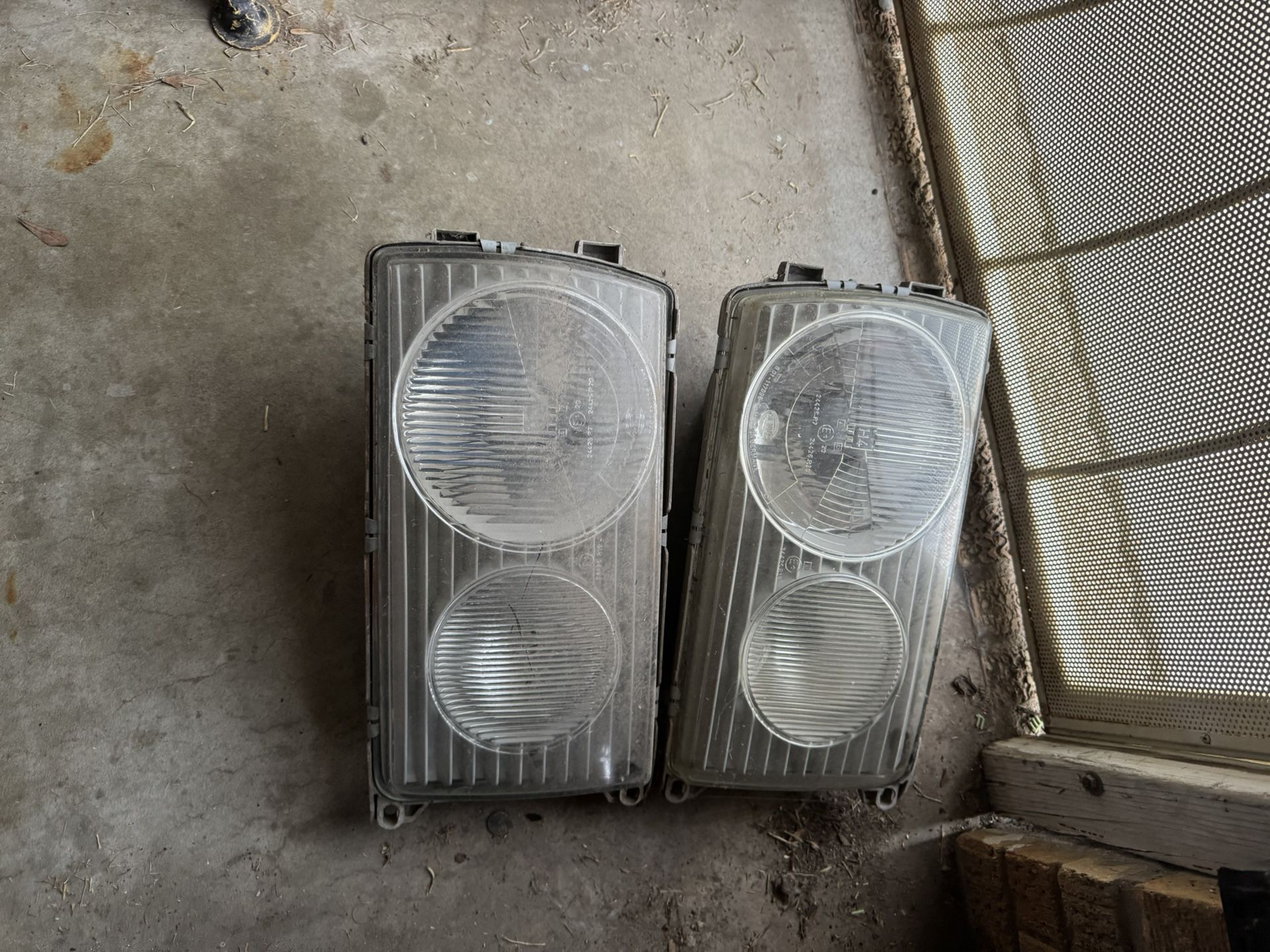 Mercedes Benz Headlights  In Good Cond