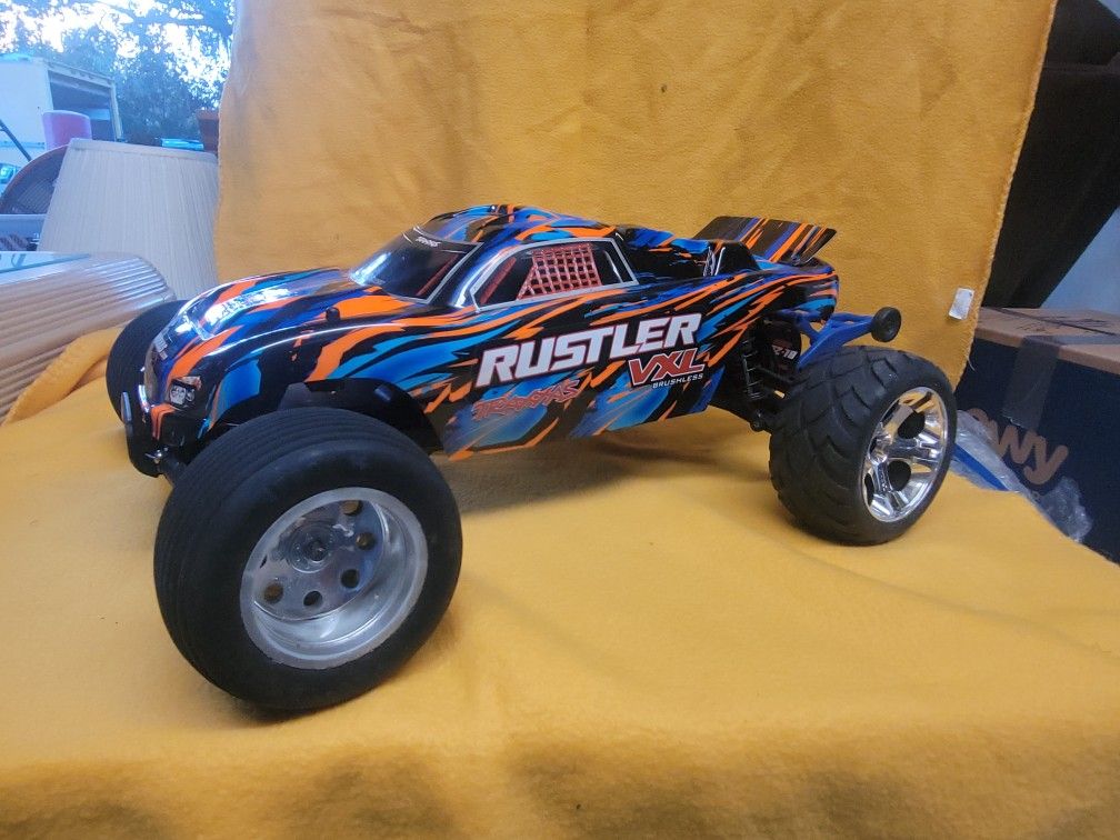 Traxxas Rustler 2wd Brushless