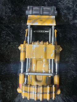 Fallout power fist replica 1:1 with the box