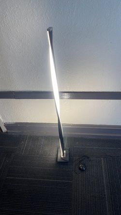 Modern LED Floor Lamp Curved Design