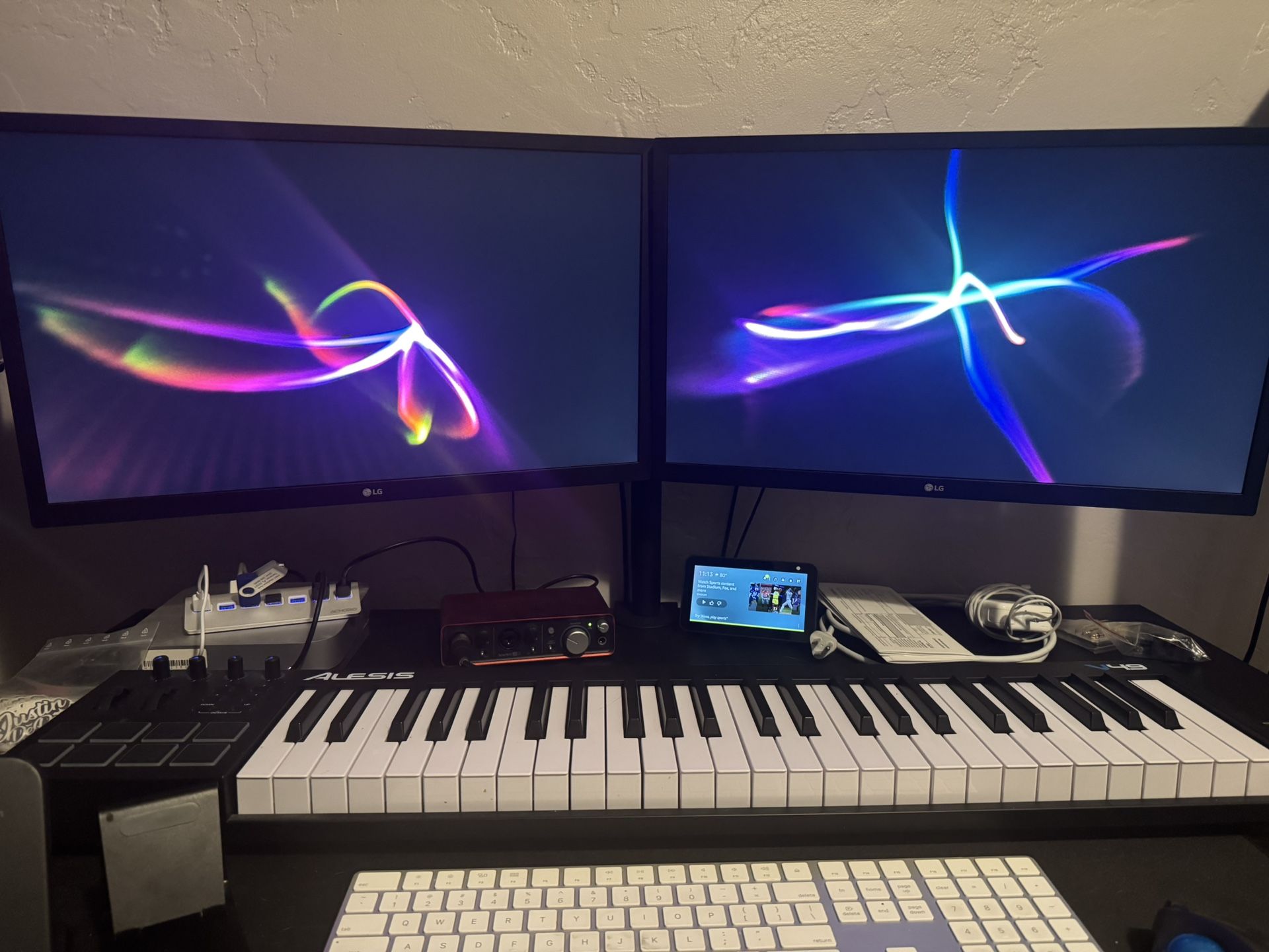 Mac With Monitors