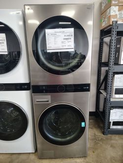 LG single Unit Front Load Washtower With center control 4.5 cu ft washer and 7.4 cu ft electric dryer