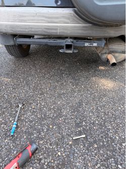 Trailer Tow Hitch  97-01 CR-V