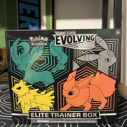 Evolving skies ETB w/ small tear