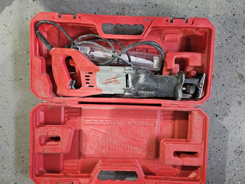 Milwaukee Sawzall Corded Power Saw Tool