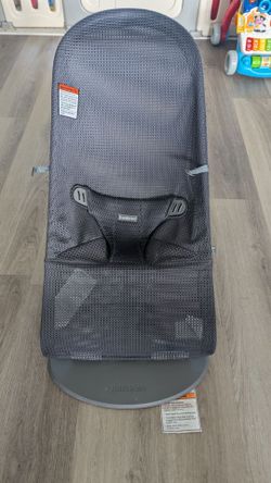 BabyBjörn Bouncer Bliss Mesh