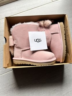 UGG Classic Mini II Cuffed Bow Pink Boots Girls Size 10