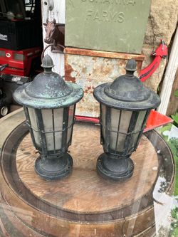 2 antique vintage Metal Post lantern lights
