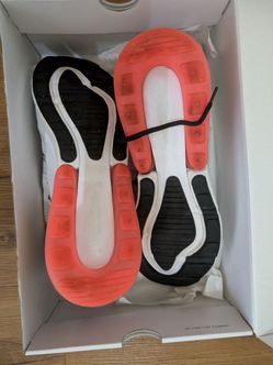 Nike Air 270