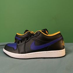 Nike Air Jordan 1 Low Dark Concord Size 10