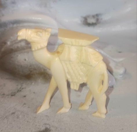 Ivory Small Camel 