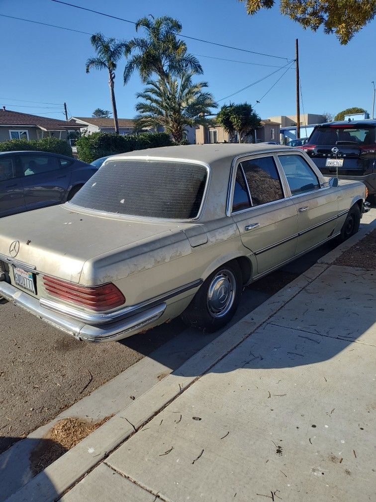 1973 Mercedes Benz