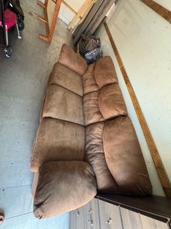 Reclining couch