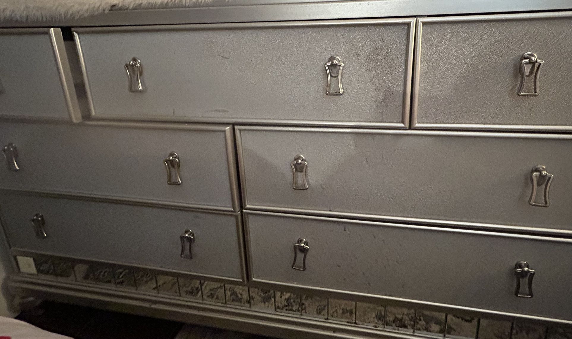 King Bedroom Set