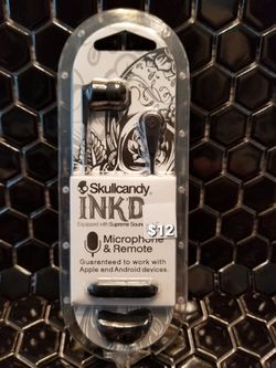 Skullcandy Samsung JVC Apple iPhone earbuds headphones ear bud many different types of Earbuds available Bz1