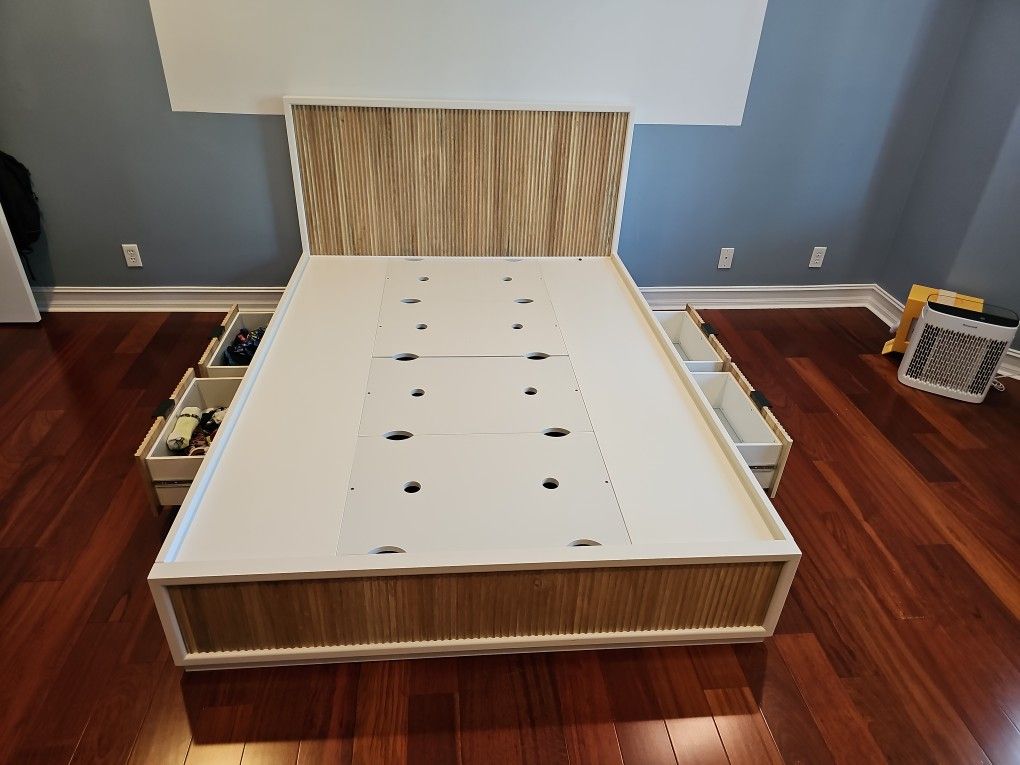 QUEEN SIZED Bedframe/headboard With Storage Drawers