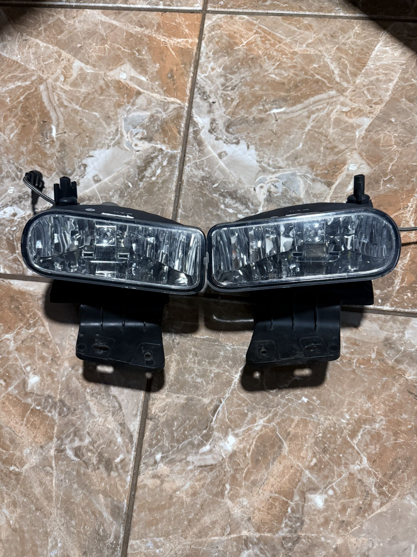 99-02 Silverado Fog Lights