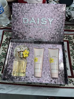 Marc Jacobs Daisy Eau So Fresh Set 