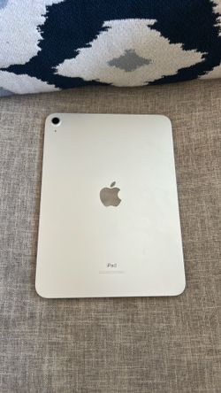 iPad 10th Gen : Like New 99% + original Charger Unlocked