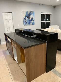 Stone Fabrication/Installation And Quartz BBQ