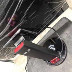 22 Inch Monitor & 20 Inch Monitor 