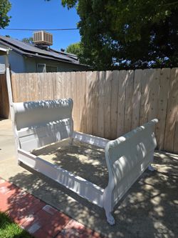 Solid Oak Sleigh Bed - White Chalk Paint ,Full size.