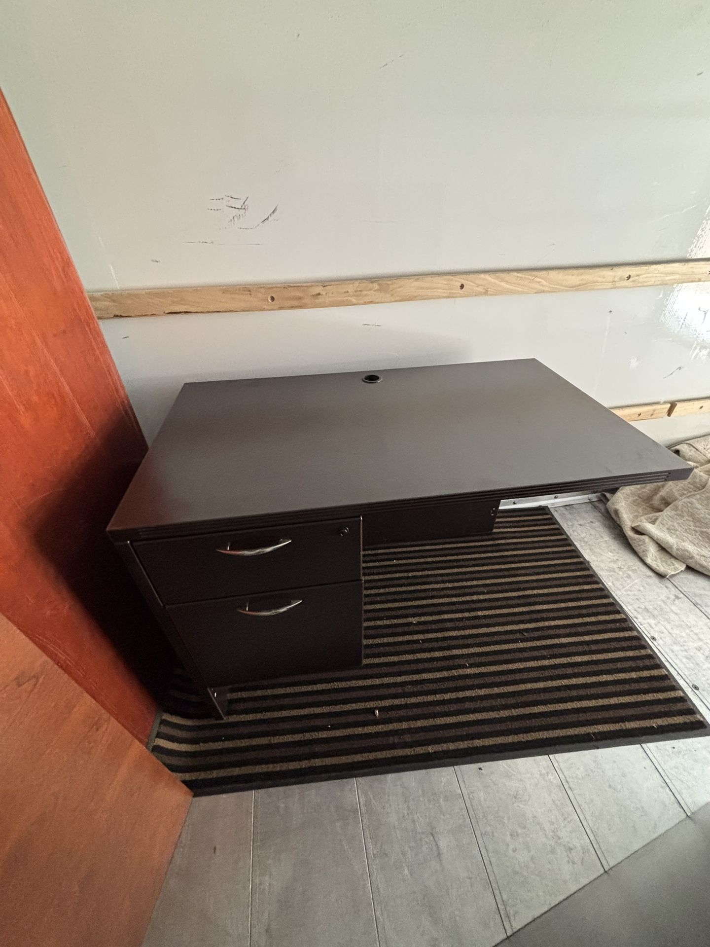 2 Large Executive Office Desk w/ Drawers – Espresso Brown – Solid & Clean