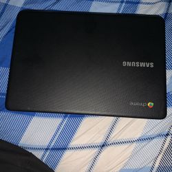 Black Samsung Laptop Small 