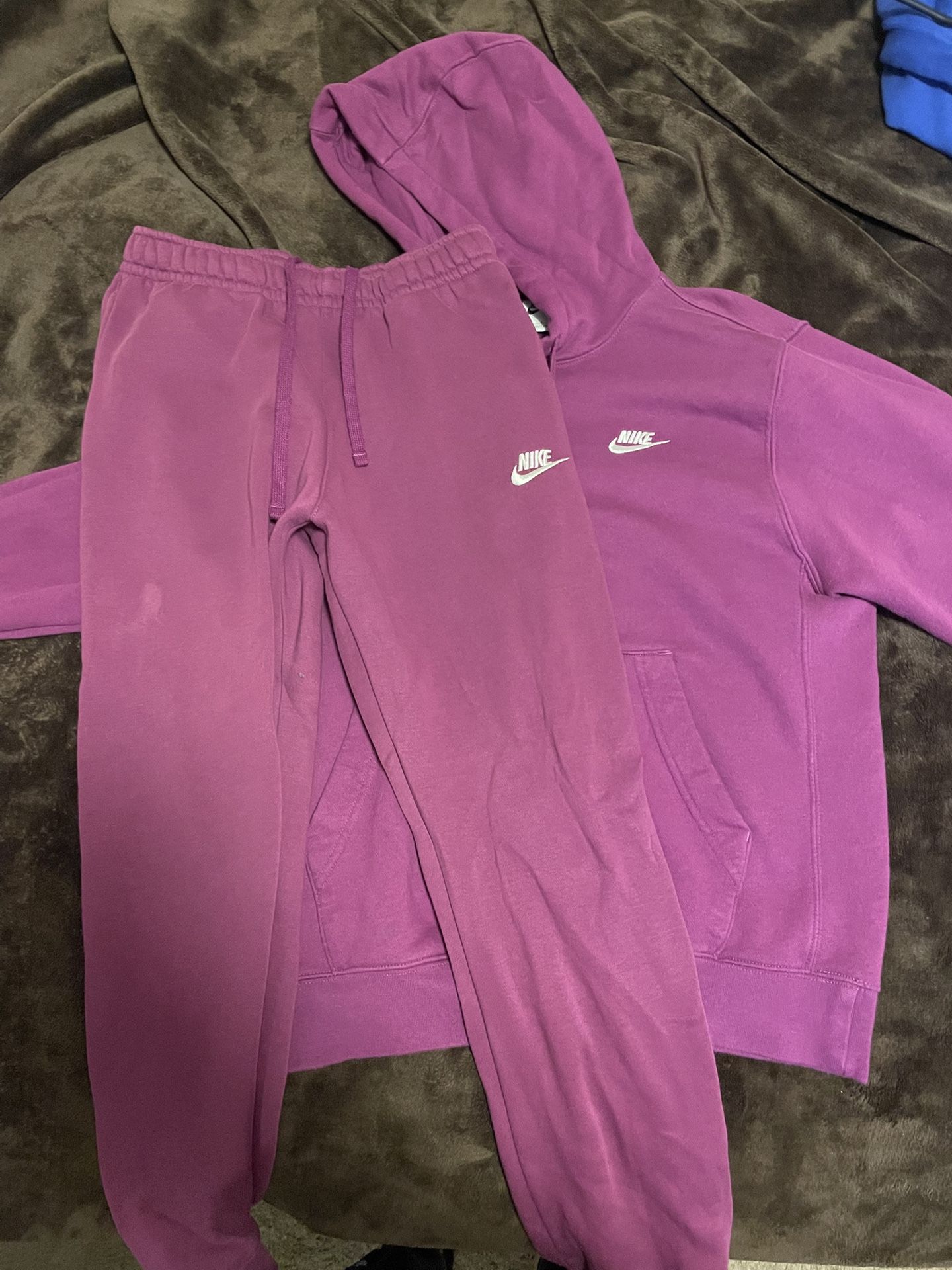 Nike Men's Club Fleece Hoodie And joggers 